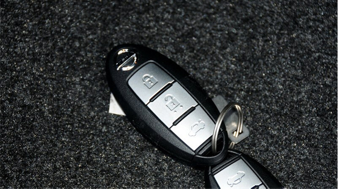Độ chìa khóa xe ô tô Nissan